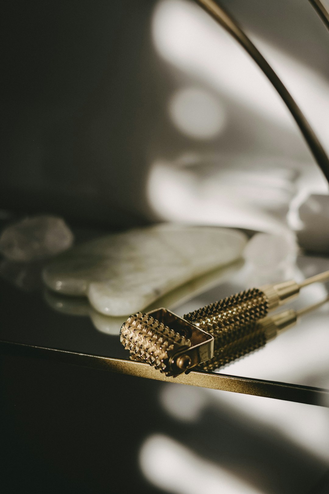 derma pen vs microneedling roller and derma pen vs microneedling roller